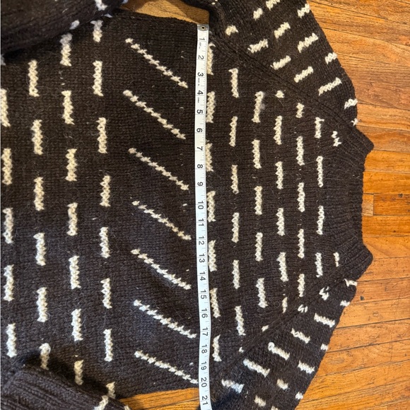 Vintage Men's Brown and White Patterned Wool Sweater - Picture 4 of 6